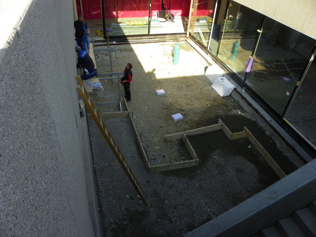 114_2464_JPG-1334095495