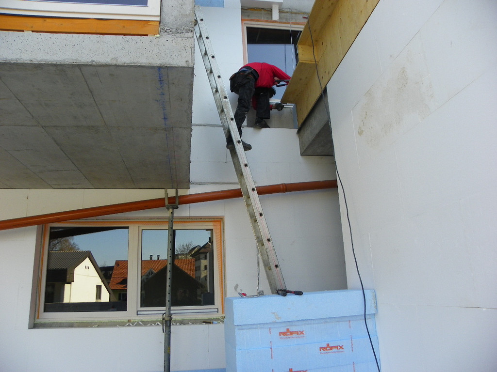 114_2414_JPG-1334099038