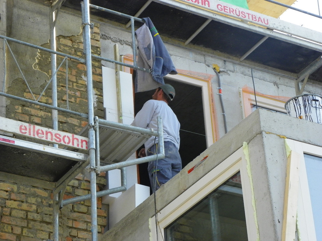 114_2422_JPG-1334099061