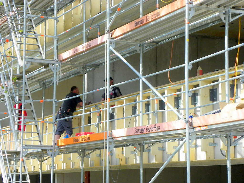 114_2521_JPG-1334229878