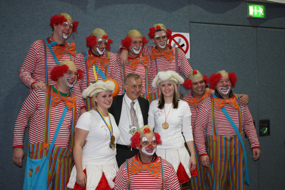 LH Sausgruber mit Carina Raid und Nadine Eberle.jpg