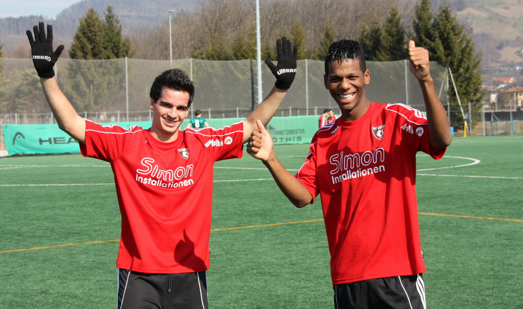 matheus leoni links bonfim dos santos rechts_jpg-1334511301