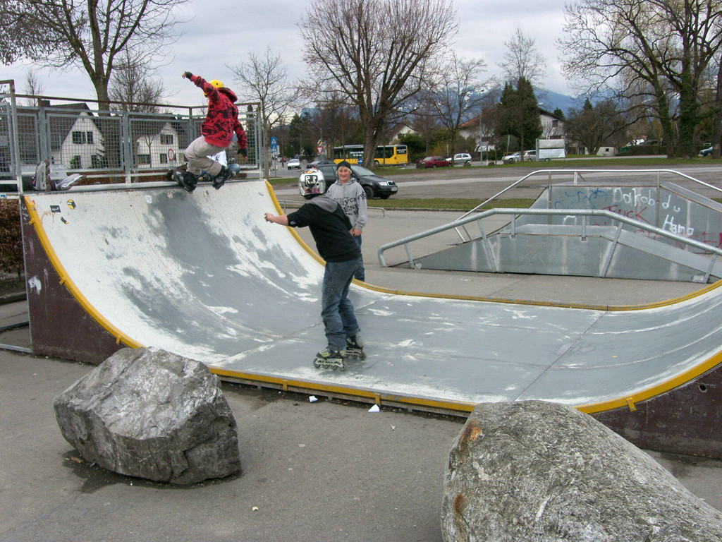 Skater 09 1a_JPG-1334592392