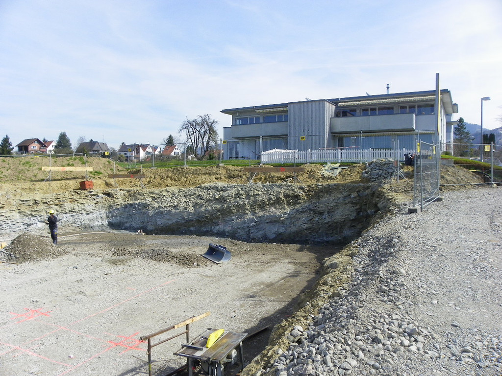 114_2345_JPG-1334612516