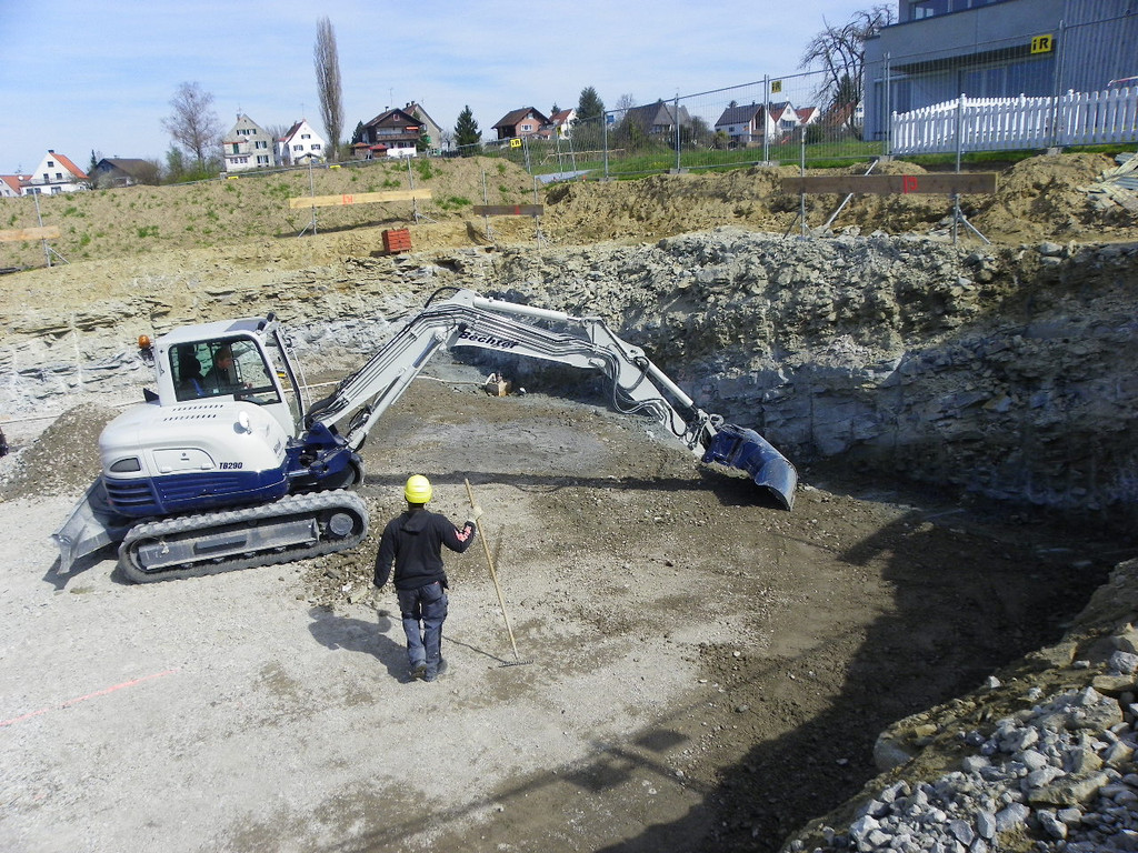 114_2363_JPG-1334612559