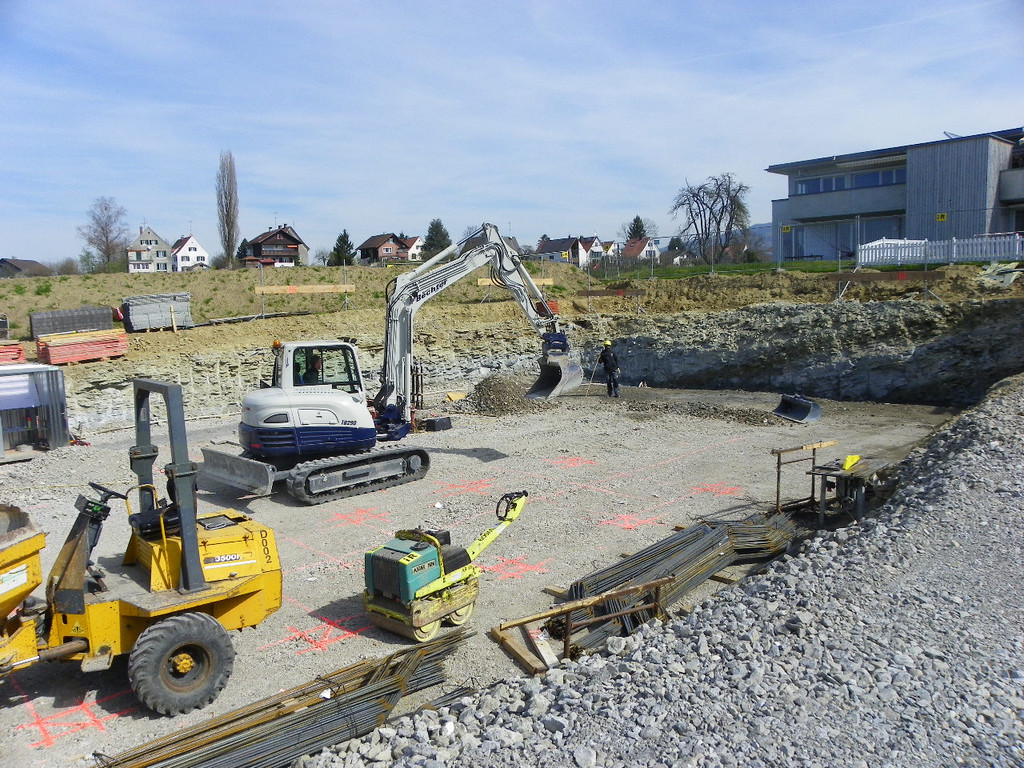 114_2358_JPG-1334612553