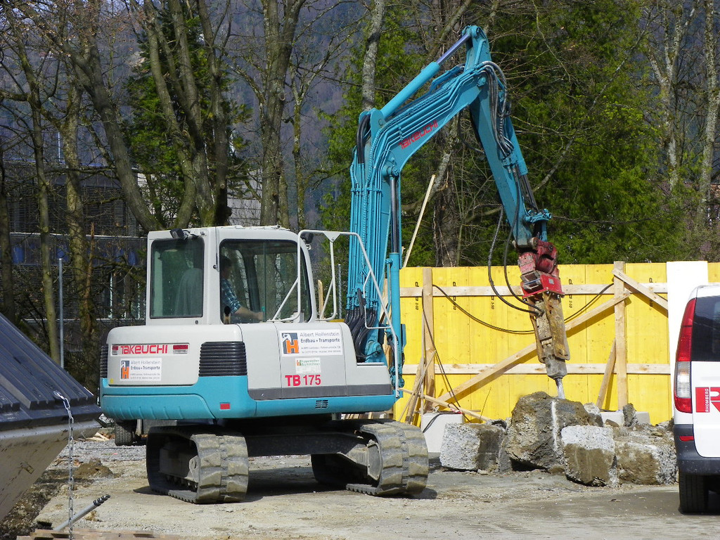 114_2525_JPG-1334615481