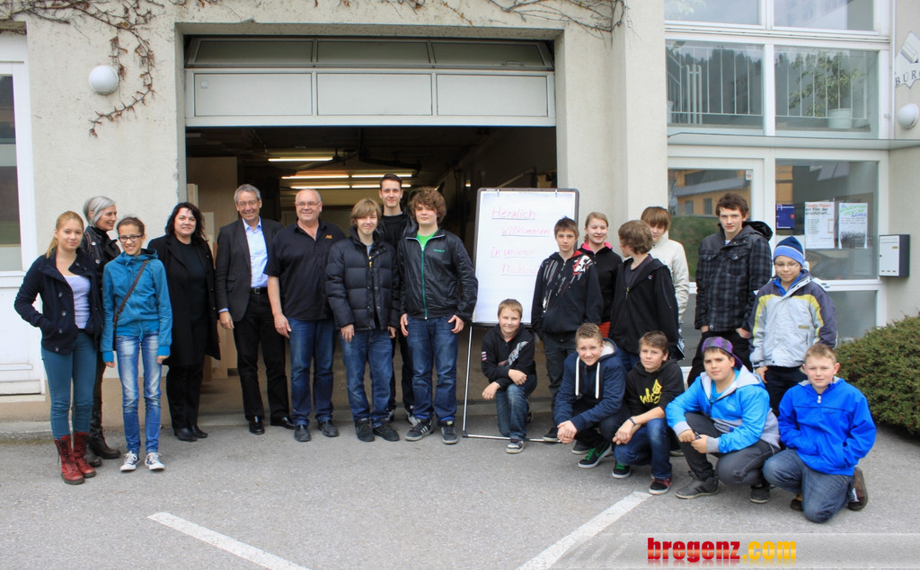 Presse Nacht der LEHRE Tischlerei Sigg mit LSTH Ruedisser.jpg