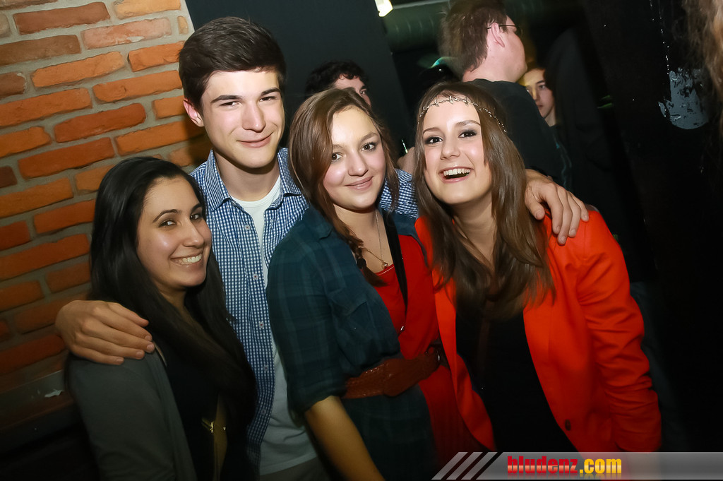11561409.jpg