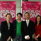 Intendant Struppeck mit Uebersetzerteam_Schroeder_Wohlgemuth_Deny_Copyright VBW_Nathalie Bauer__jpg.jpg