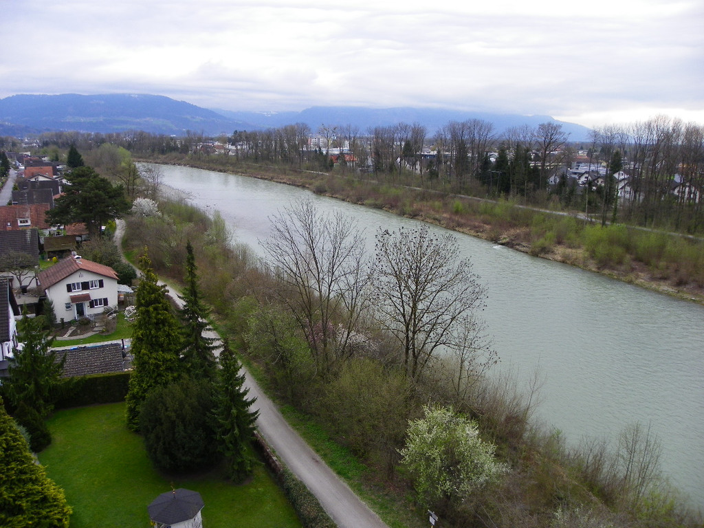 114_2883_JPG-1334786362