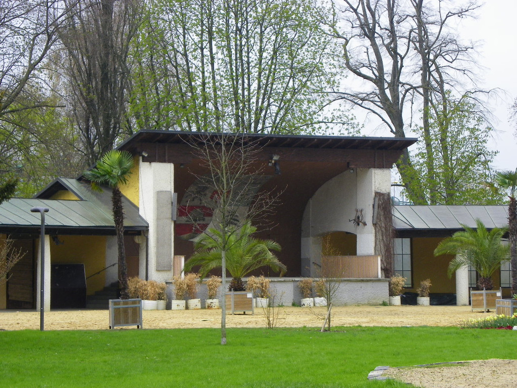 114_3304_JPG-1334789047