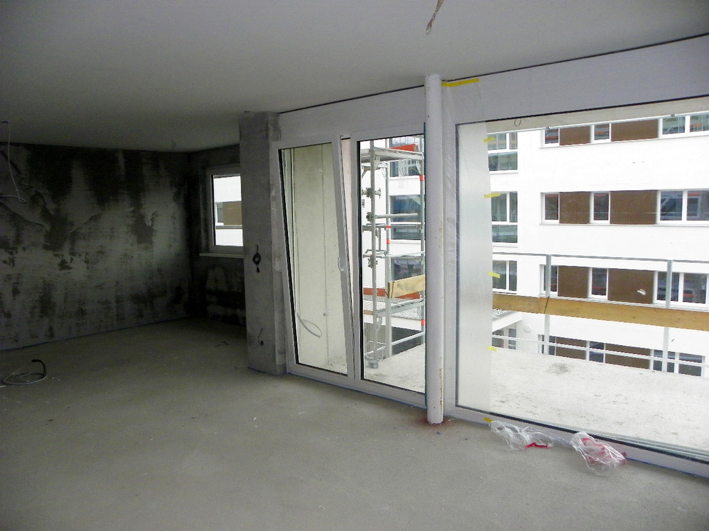 114_2853_JPG-1334790562