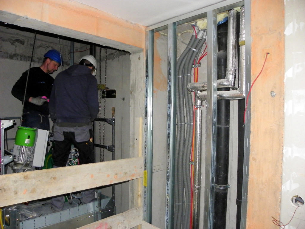 114_2859_JPG-1334790591