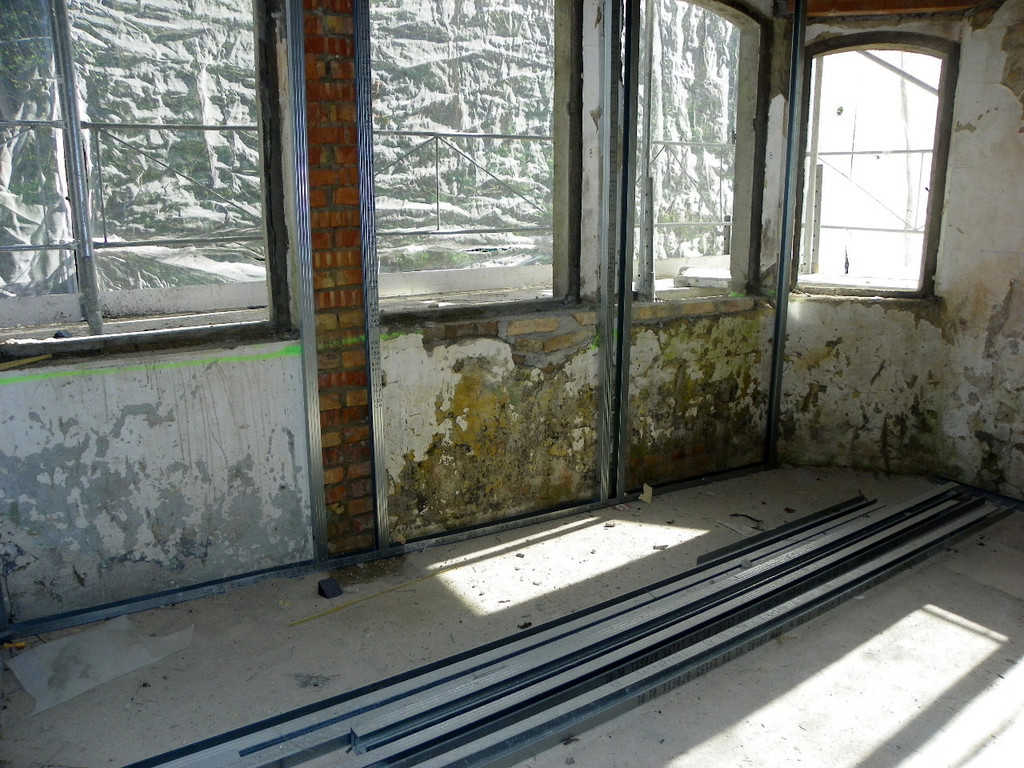 114_2372_JPG-1334792321