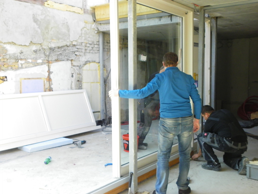 114_2406_JPG-1334792374