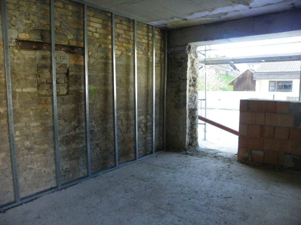 114_2376_JPG-1334792339