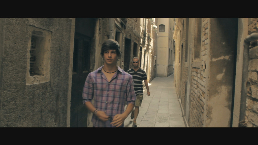 Still1106_00007_jpg-1334857968