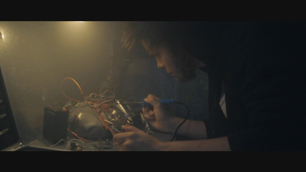 Still1106_00001_jpg-1334858187