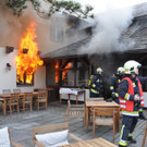 Großbrand in Restaurant Föhrenhof in Mödling