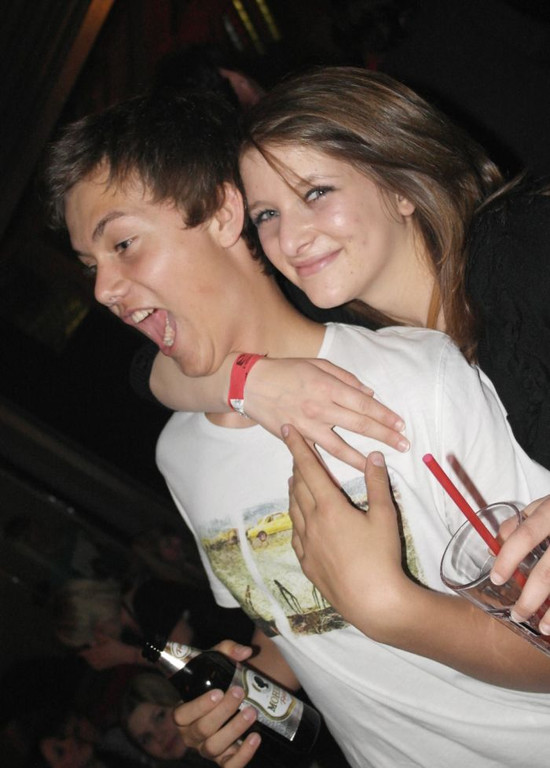 21_2012 Fliegerparty in E-WERK 72_jpg-1335092873