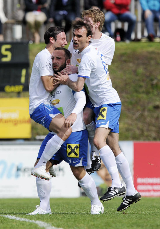 file64jfklhzis8oeia9o1f.jpg