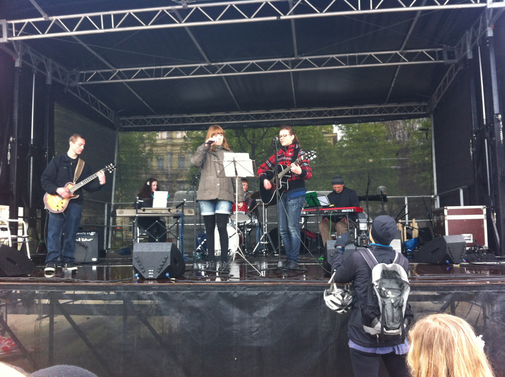 band4_jpg-1335098746