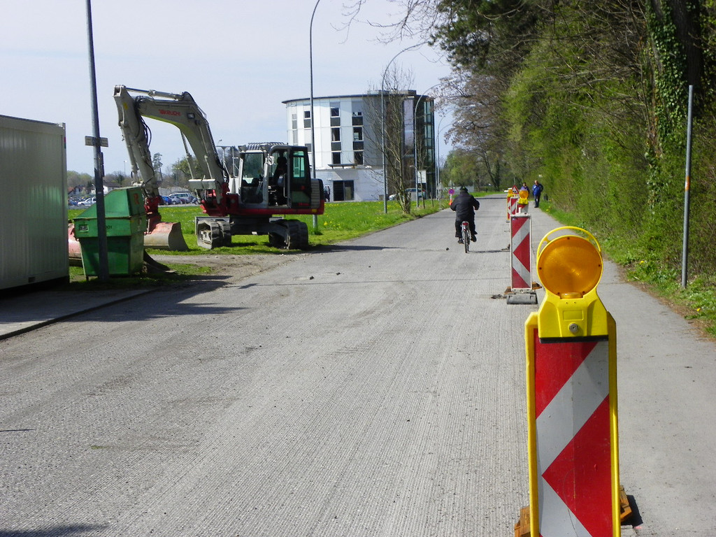 114_3435_JPG-1335128481