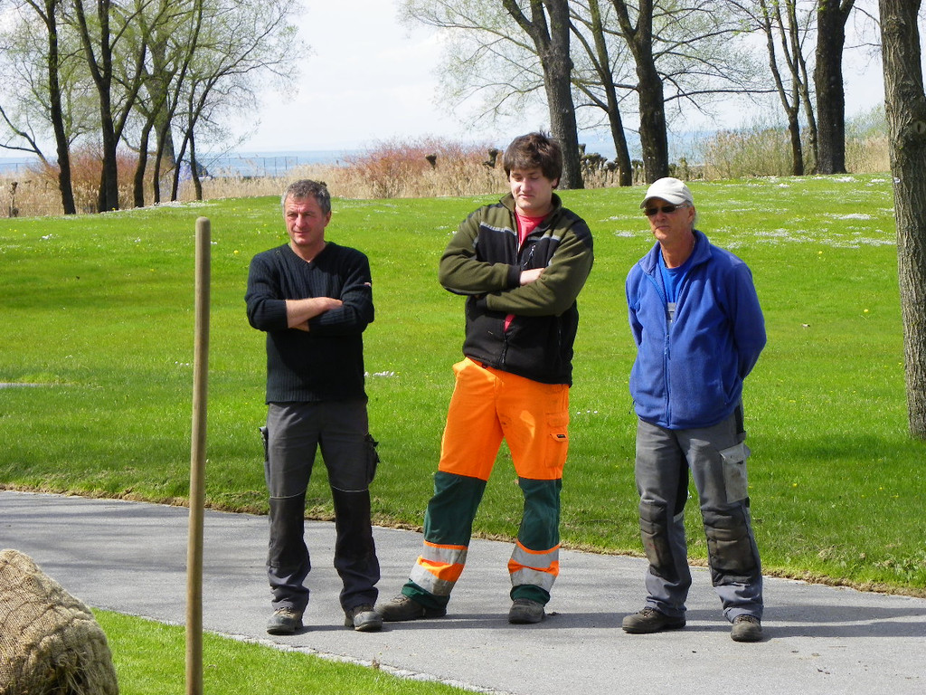 114_3565_JPG-1335132835