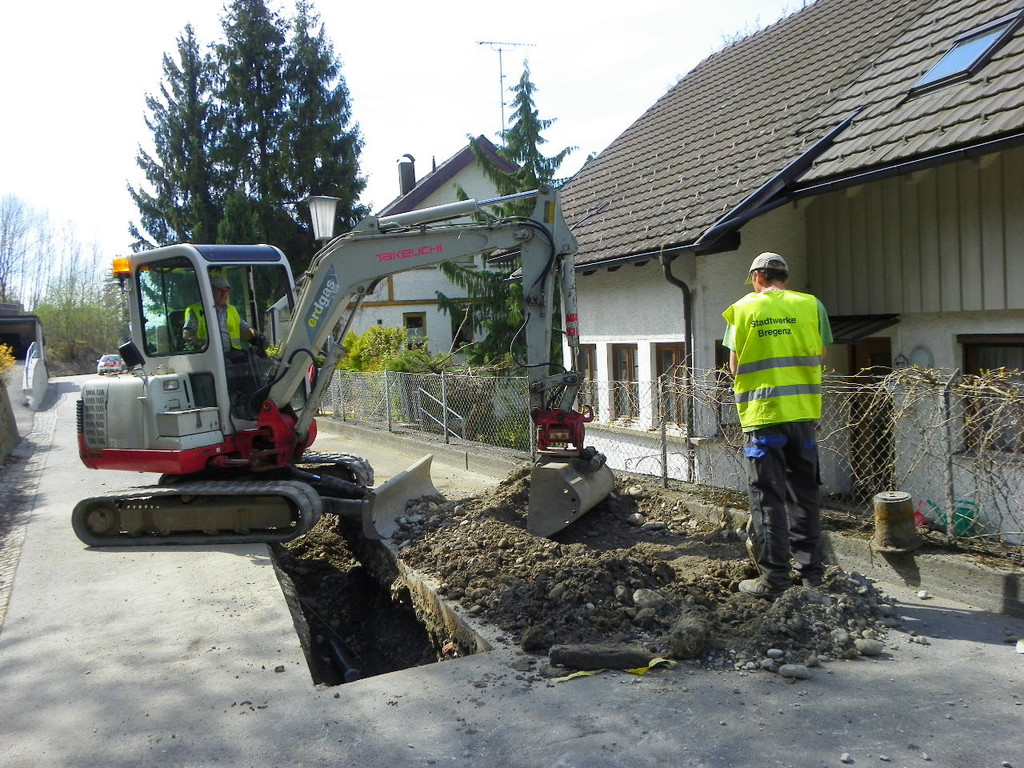 114_3696_JPG-1335133650