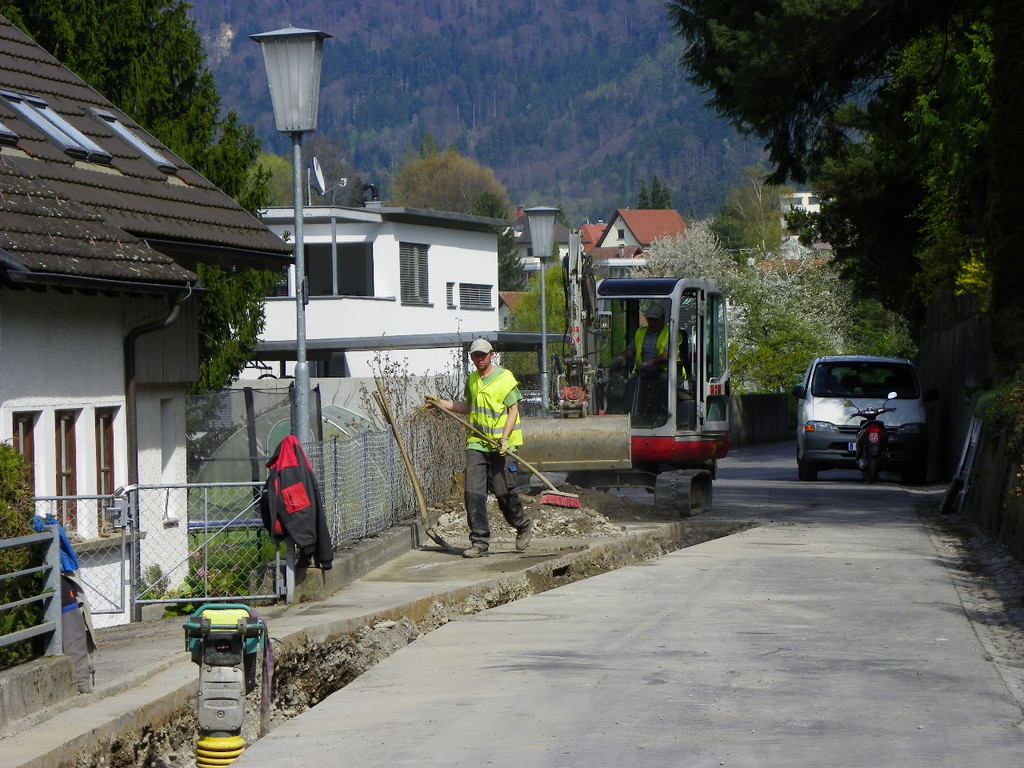 114_3711_JPG-1335133704