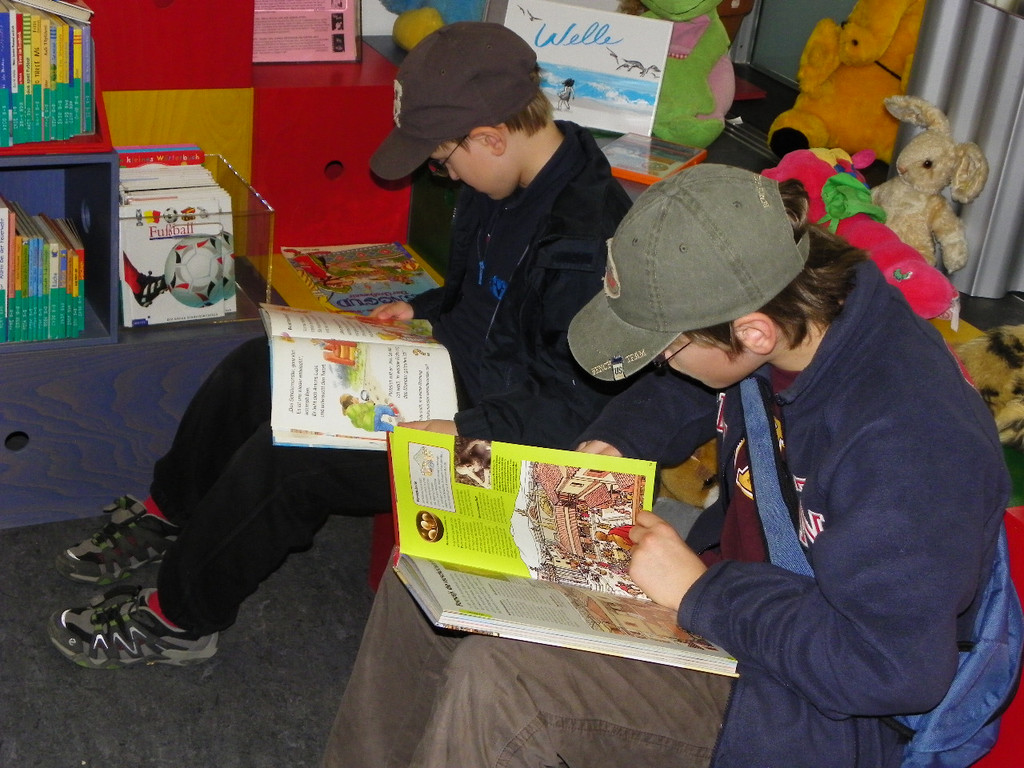 101_5825_jpg-1335387705