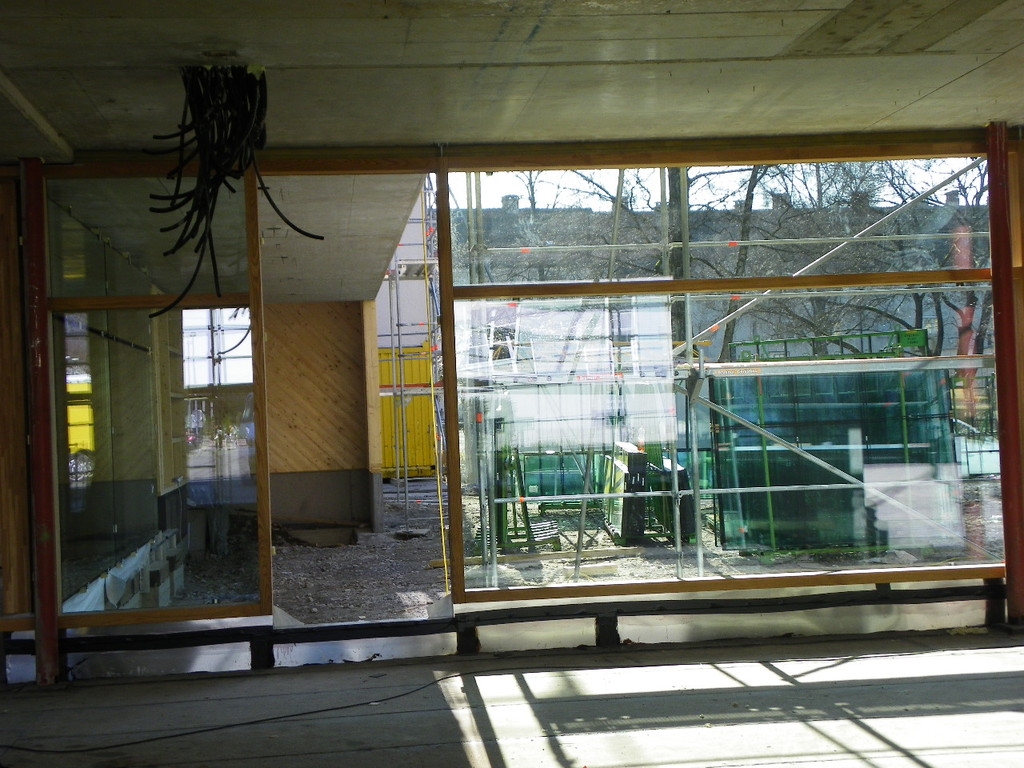 114_0282_JPG-1335388001