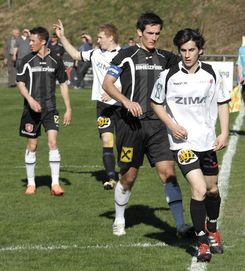 21_4_2012 fclangenegg fc sulzberg25.jpg