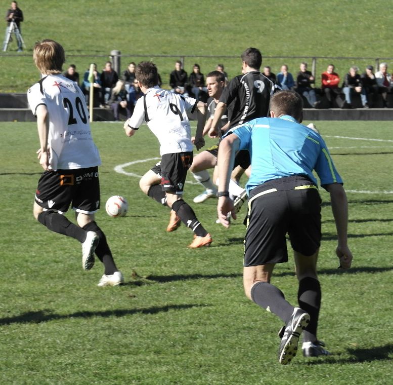 21_4_2012 fclangenegg fc sulzberg26.jpg