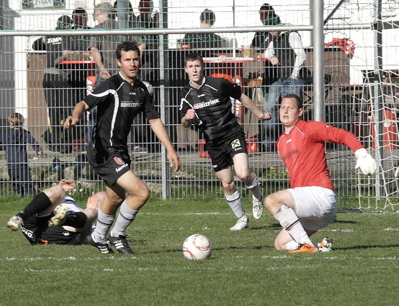 21_4_2012 fclangenegg fc sulzberg34.jpg