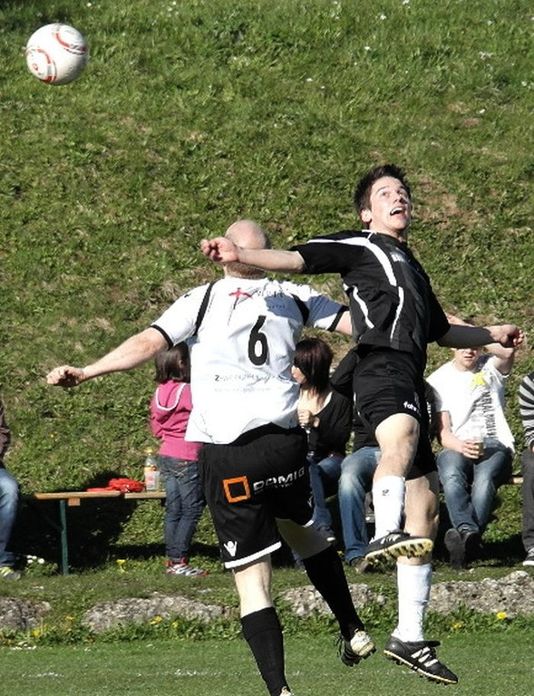 21_4_2012 fclangenegg fc sulzberg36.jpg