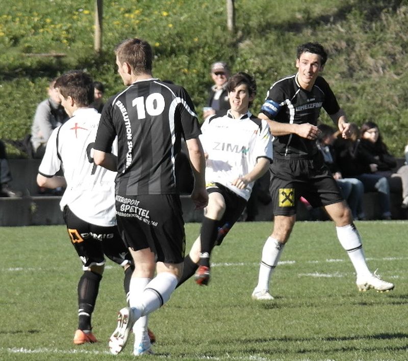 21_4_2012 fclangenegg fc sulzberg57.jpg