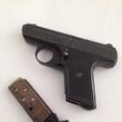 26_04_2012 LKA EB Raub - Waffe.jpg