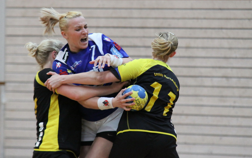 Handball Damen FK 2012 009.jpg