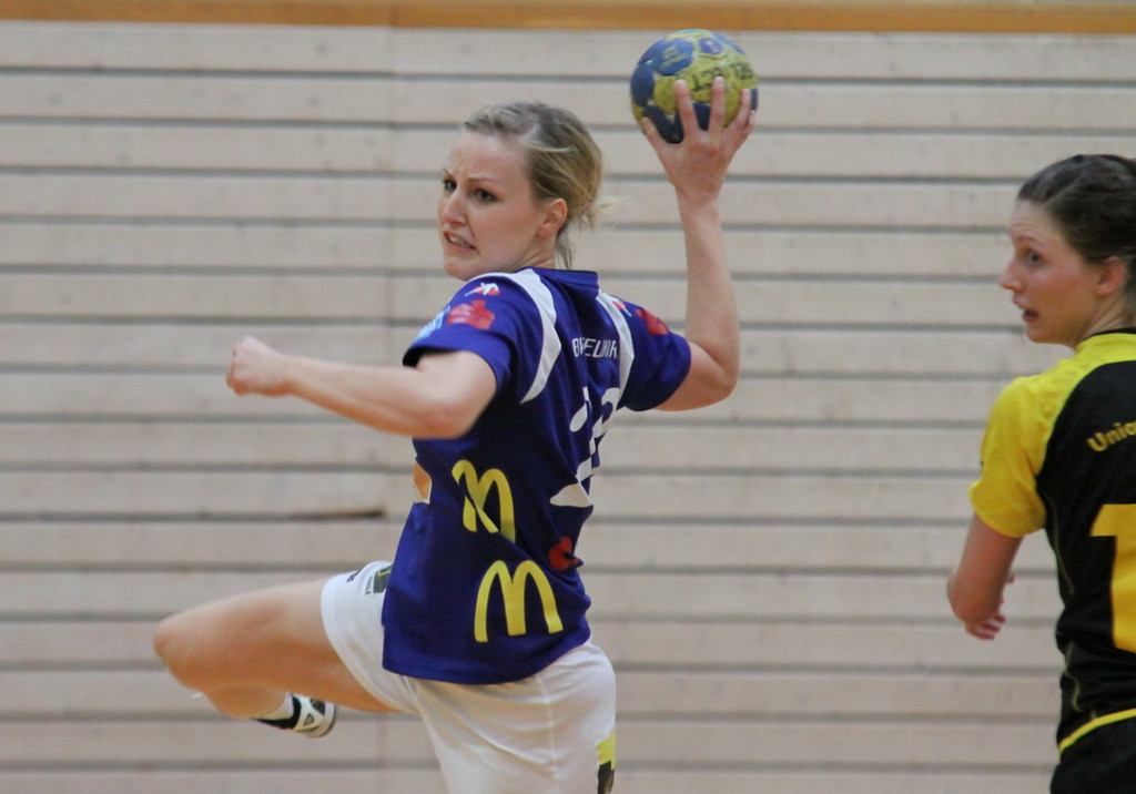 Handball Damen FK 2012 108.jpg