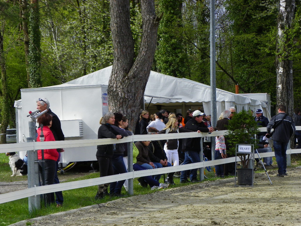 114_4323_JPG-1335653157