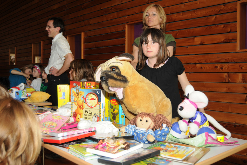 Kinderflohmarkt H__chst 27_04_2012 21_jpg-1335707795