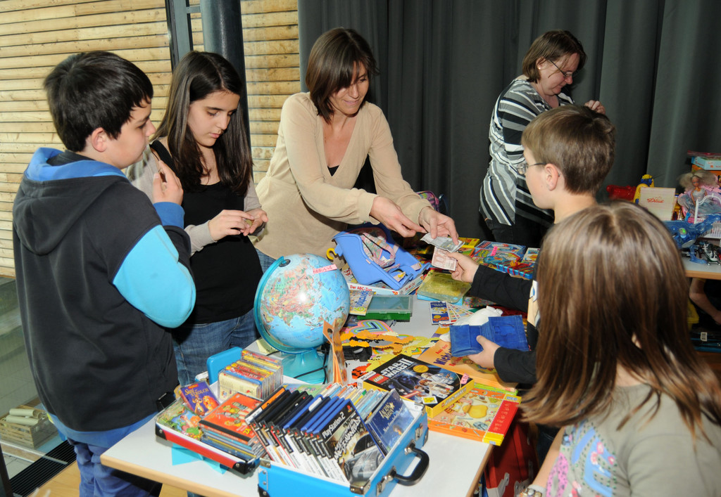 Kinderflohmarkt H__chst 27_04_2012 58_jpg-1335707883