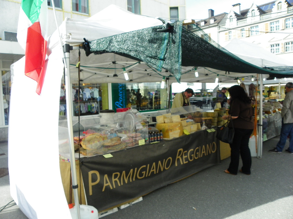 114_4388_JPG-1335736768