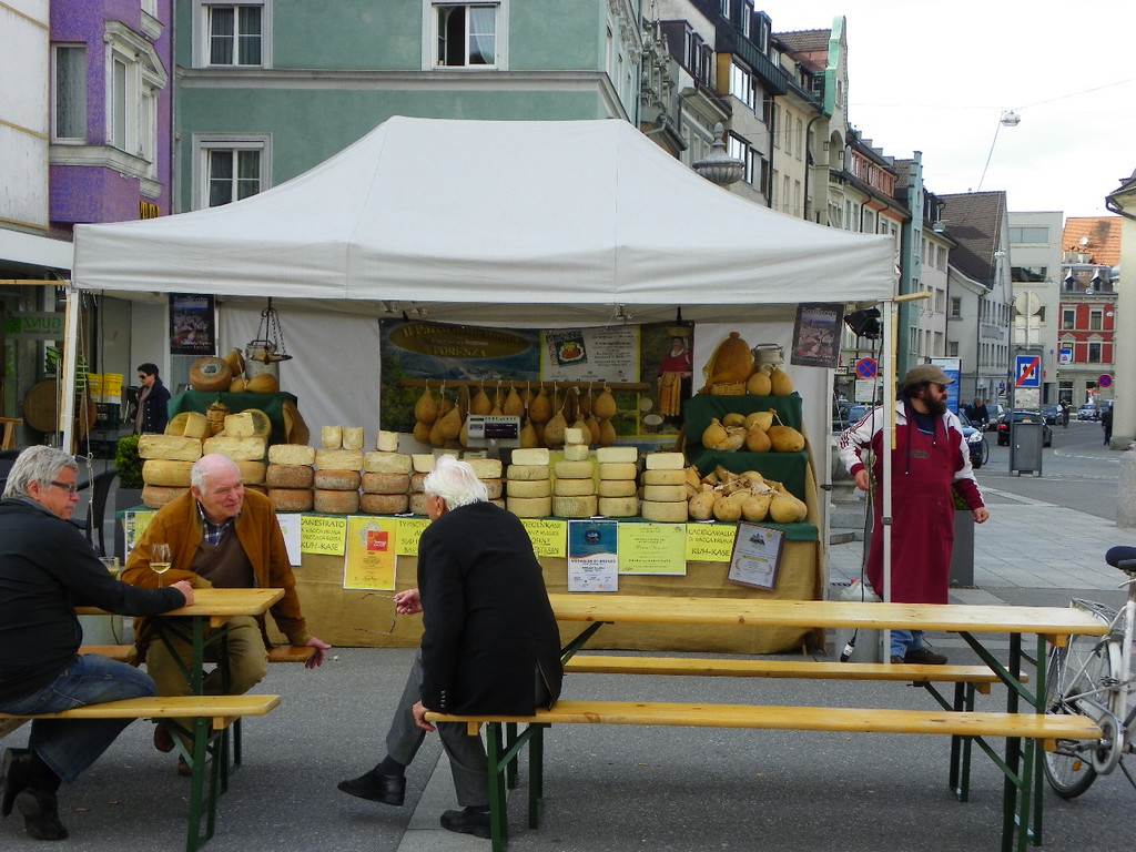 114_4396_JPG-1335736811