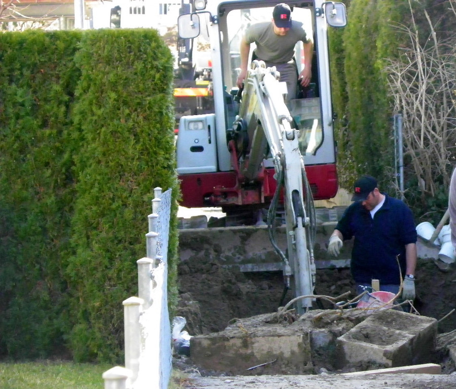 114_1049_JPG-1335737535