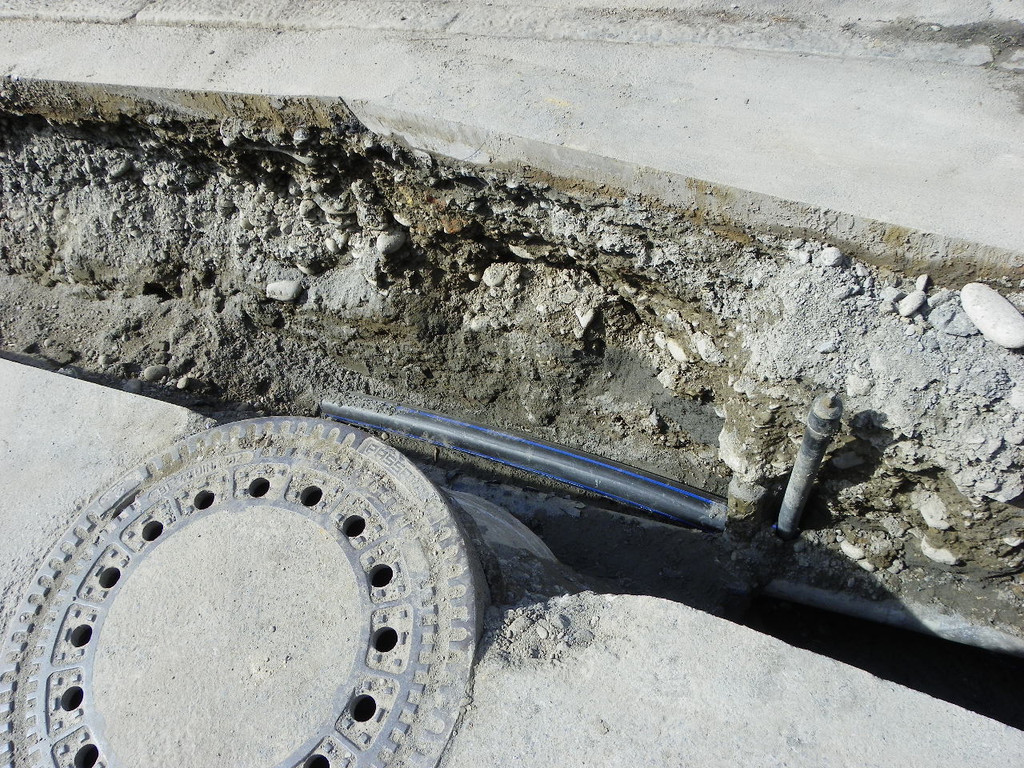 114_3707_JPG-1335740124