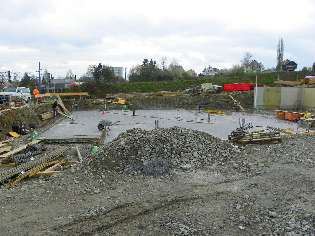 114_3210_JPG-1335745444