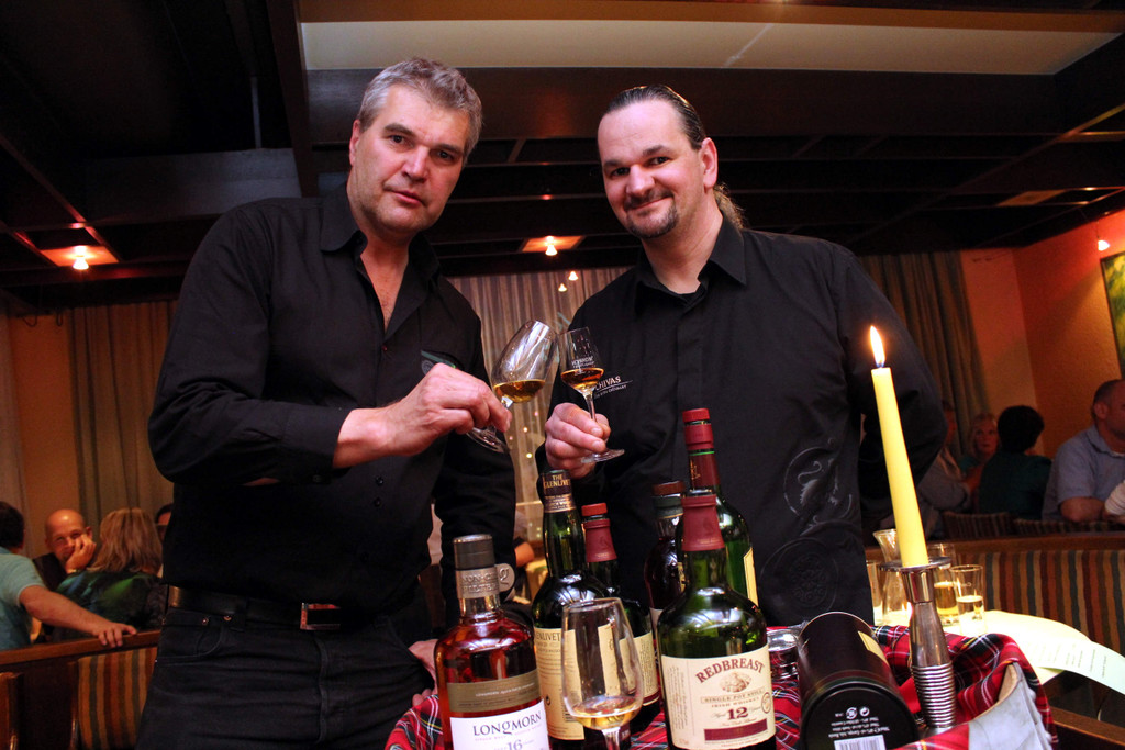 Whiskyverkostung Montfort 1.jpg